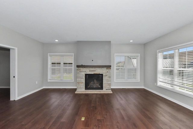3184 S Warbler COURT, Beloit, WI 53511