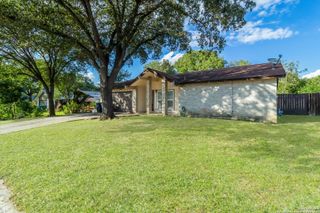 4335 Las Cruces St, San Antonio, TX 78233