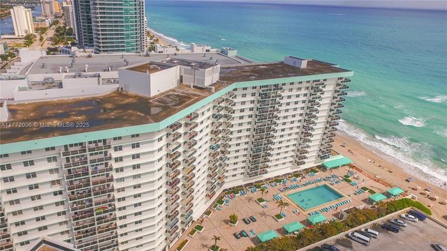 3725 S Ocean Dr PH18, Hollywood, FL 33019