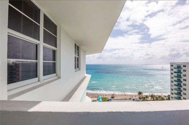 3725 S Ocean Dr PH18, Hollywood, FL 33019