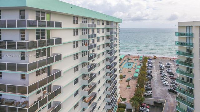 3725 S Ocean Dr PH18, Hollywood, FL 33019