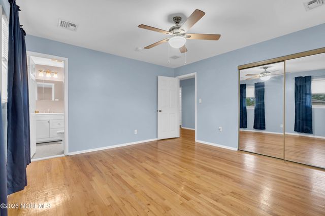 17 Hollywood Drive, Woodbridge, NJ 07095