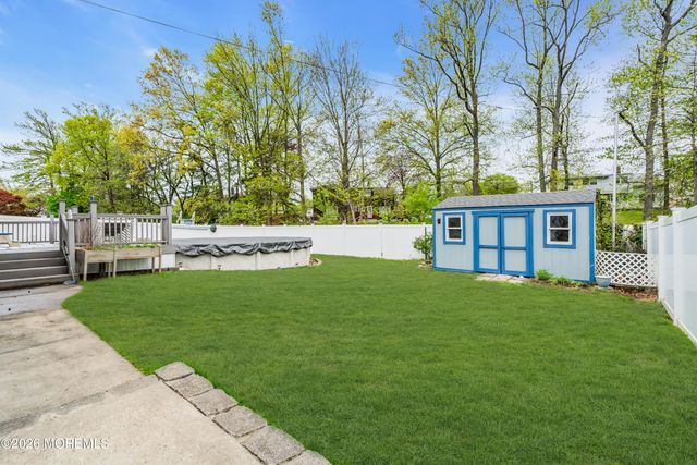 17 Hollywood Drive, Woodbridge, NJ 07095