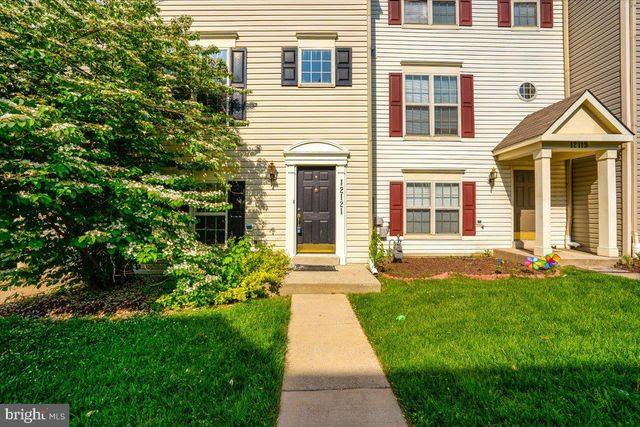 12121 AMBER RIDGE CIR, Germantown, MD 20876