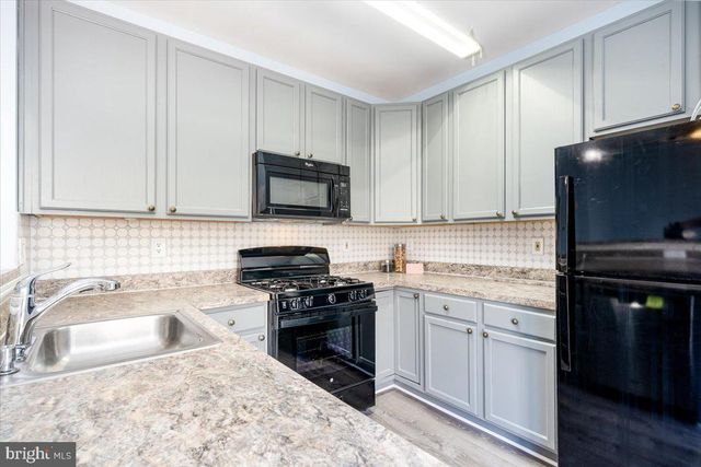 12121 AMBER RIDGE CIR, Germantown, MD 20876