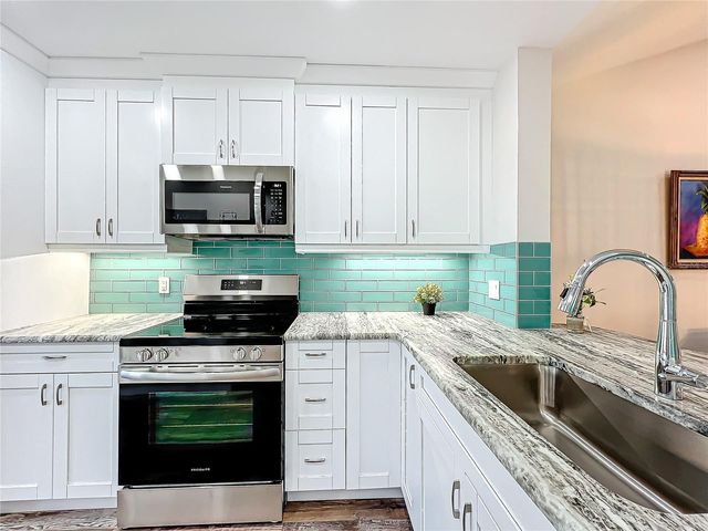1407 PINE LAKE DRIVE 7, Venice, FL 34285