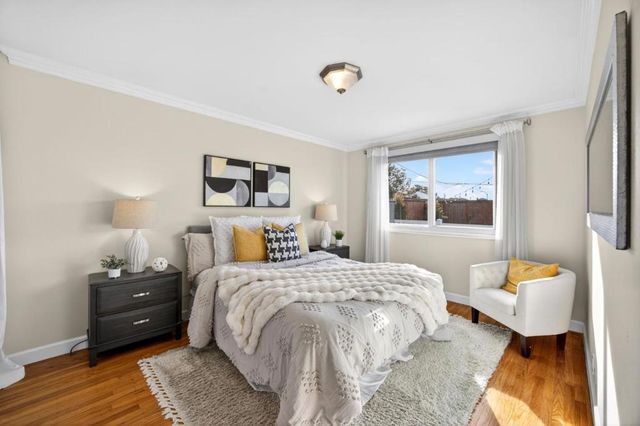 422 Andover Drive, Pacifica, CA 94044