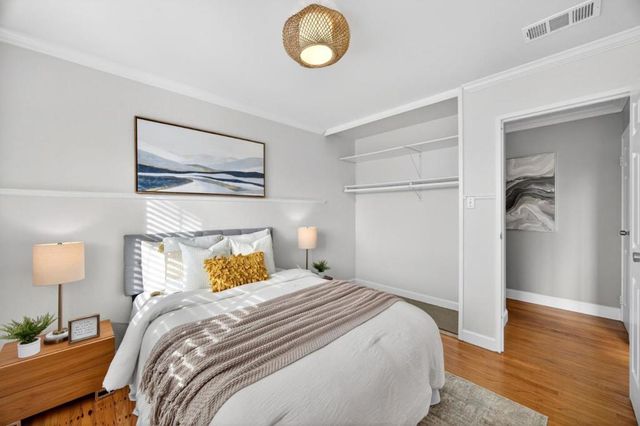 422 Andover Drive, Pacifica, CA 94044