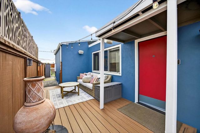 422 Andover Drive, Pacifica, CA 94044