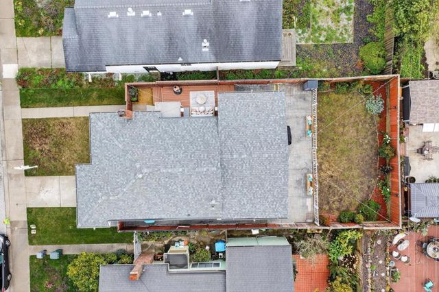 422 Andover Drive, Pacifica, CA 94044