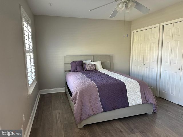 2 ARCTURUS DR, Sewell, NJ 08080