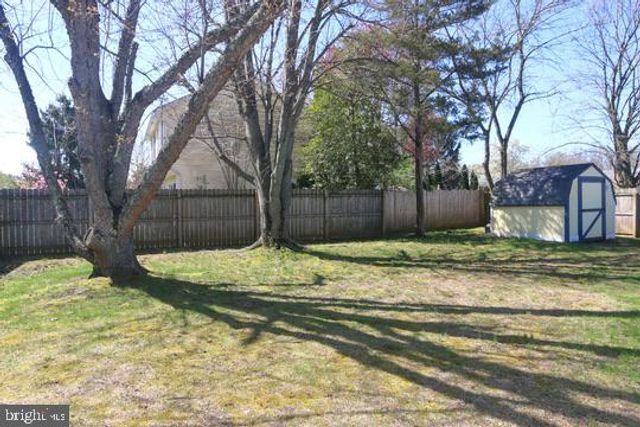 2 ARCTURUS DR, Sewell, NJ 08080