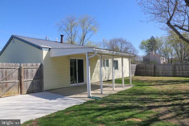 2 ARCTURUS DR, Sewell, NJ 08080