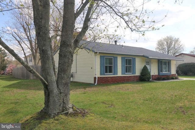 2 ARCTURUS DR, Sewell, NJ 08080