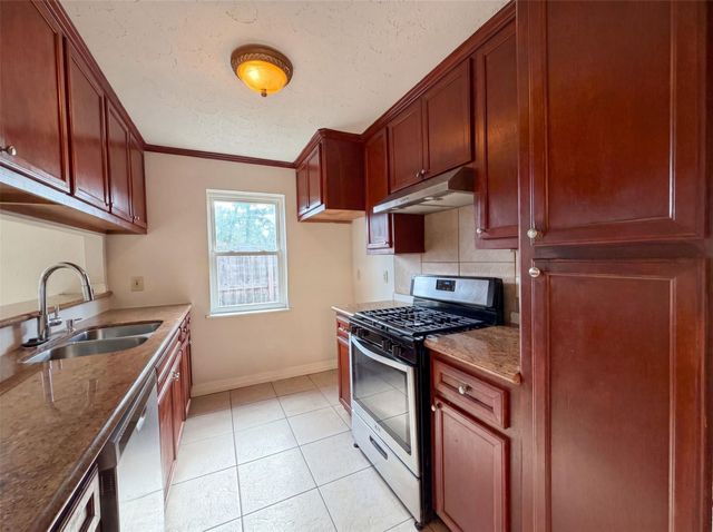 703 Midland Court, Houston, TX 77060