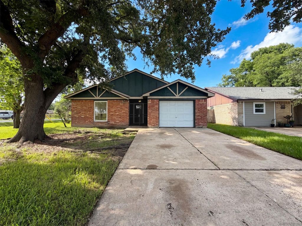703 Midland Court, Houston, TX 77060