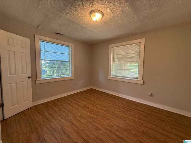 2525 23RD STREET ENSLEY, Birmingham, AL 35208