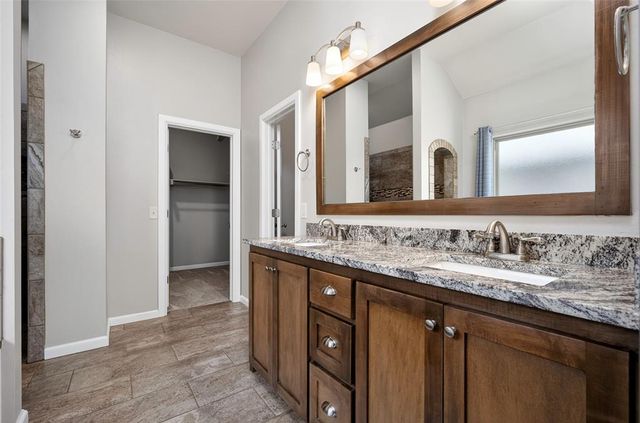 10821 NW 29th Terrace, Yukon, OK 73099