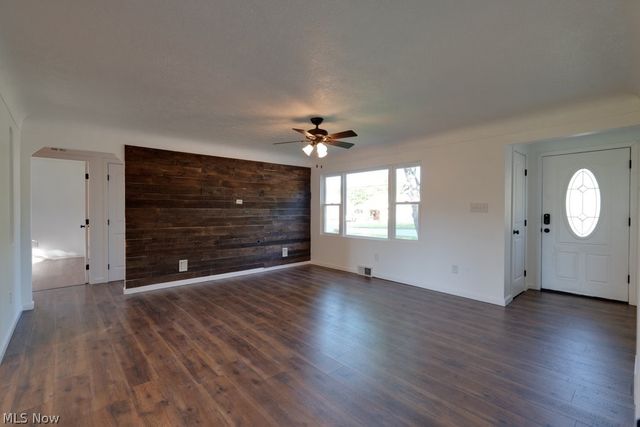 1211 Jakse Drive, Eastlake, OH 44095
