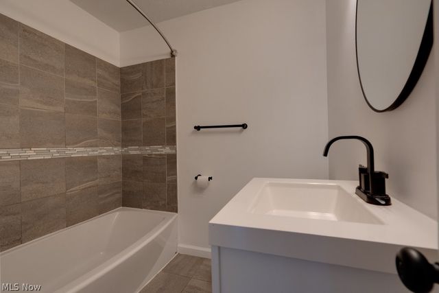 1211 Jakse Drive, Eastlake, OH 44095