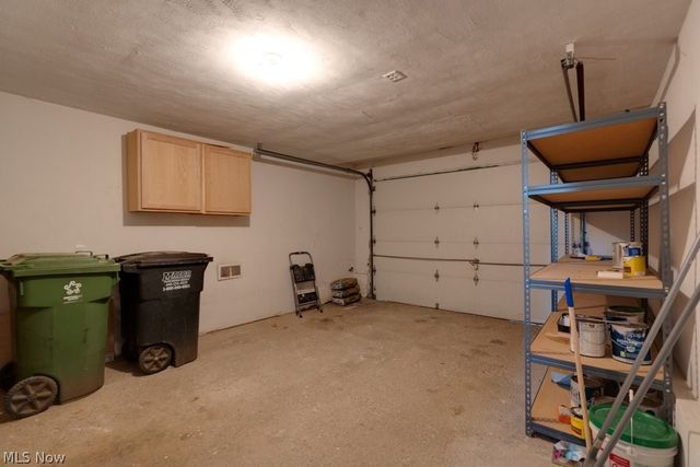 1211 Jakse Drive, Eastlake, OH 44095