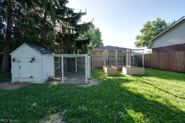 1211 Jakse Drive, Eastlake, OH 44095