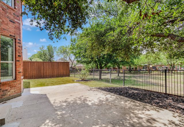 8411 Davis Drive, Frisco, TX 75036