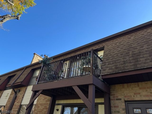 910 N Oaks Blvd 910, North Brunswick Twp., NJ 08902