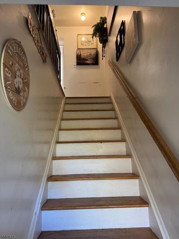 910 N Oaks Blvd 910, North Brunswick Twp., NJ 08902