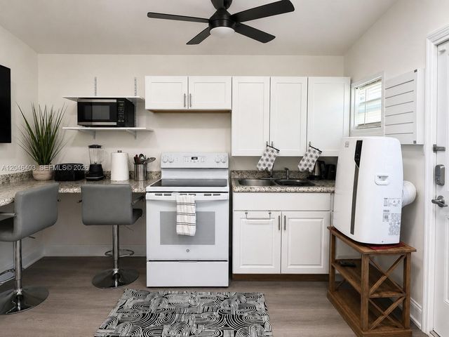 6118 Mayo St 3, Hollywood, FL 33023