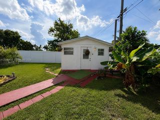 6118 Mayo St 3, Hollywood, FL 33023