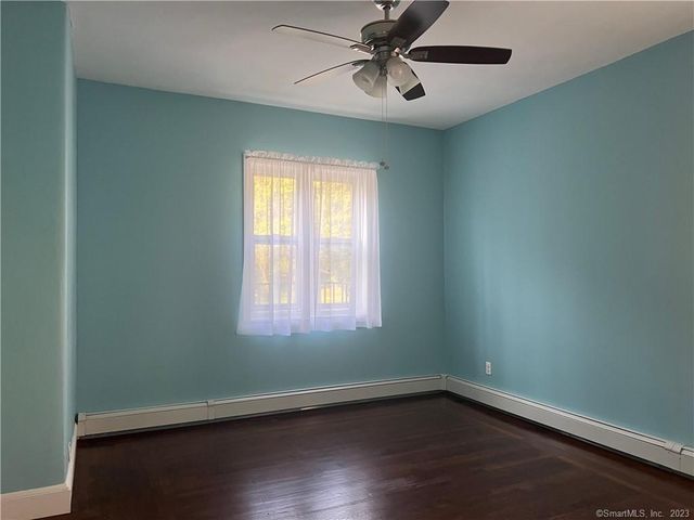 214 Goffe Terrace 2nd Fl, New Haven, CT 06511