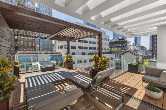 16 WARREN Street PH, New York City, NY 10007