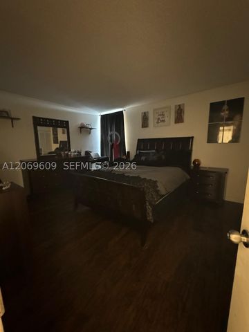 2020 NE 135th St 609, North Miami, FL 33181