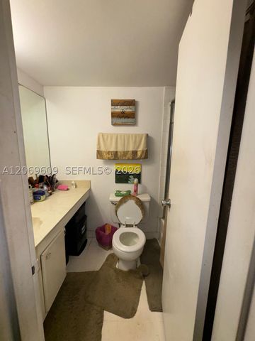 2020 NE 135th St 609, North Miami, FL 33181