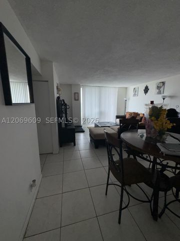 2020 NE 135th St 609, North Miami, FL 33181