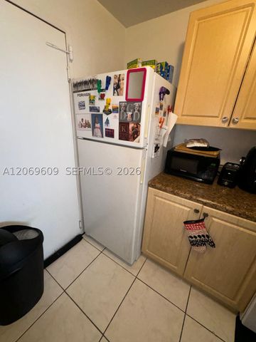 2020 NE 135th St 609, North Miami, FL 33181