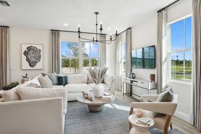 170 SE Birch Terrace, Stuart, FL 34997