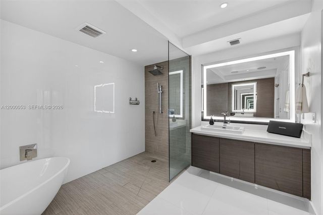 300 Sunny Isles Boulevard 4807, Sunny Isles Beach, FL 33160