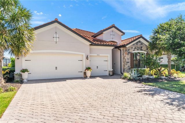 7010 WHITTLEBURY TRAIL, Bradenton, FL 34202