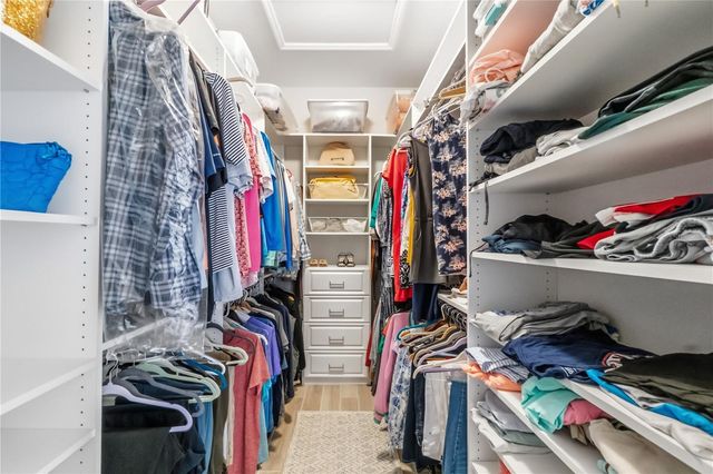 7010 WHITTLEBURY TRAIL, Bradenton, FL 34202