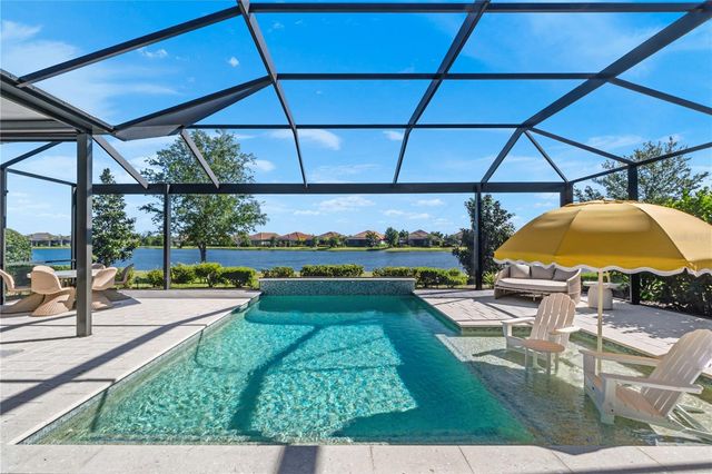 7010 WHITTLEBURY TRAIL, Bradenton, FL 34202