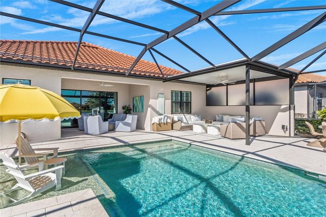 7010 WHITTLEBURY TRAIL, Bradenton, FL 34202