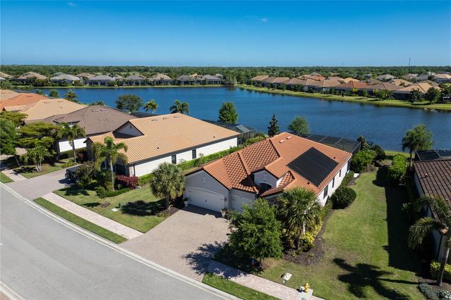 7010 WHITTLEBURY TRAIL, Bradenton, FL 34202