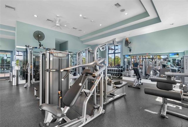 7010 WHITTLEBURY TRAIL, Bradenton, FL 34202