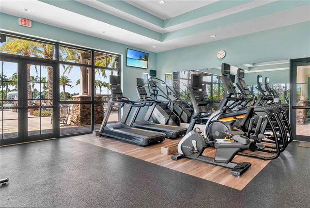 7010 WHITTLEBURY TRAIL, Bradenton, FL 34202