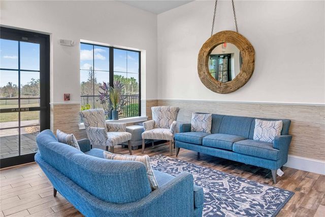 7010 WHITTLEBURY TRAIL, Bradenton, FL 34202