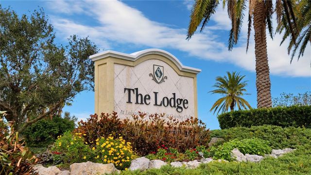 7010 WHITTLEBURY TRAIL, Bradenton, FL 34202