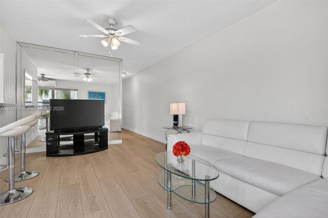 615 S Riverside Drive 5, Pompano Beach, FL 33062