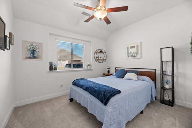 614 Creekview Lane, Lavon, TX 75173